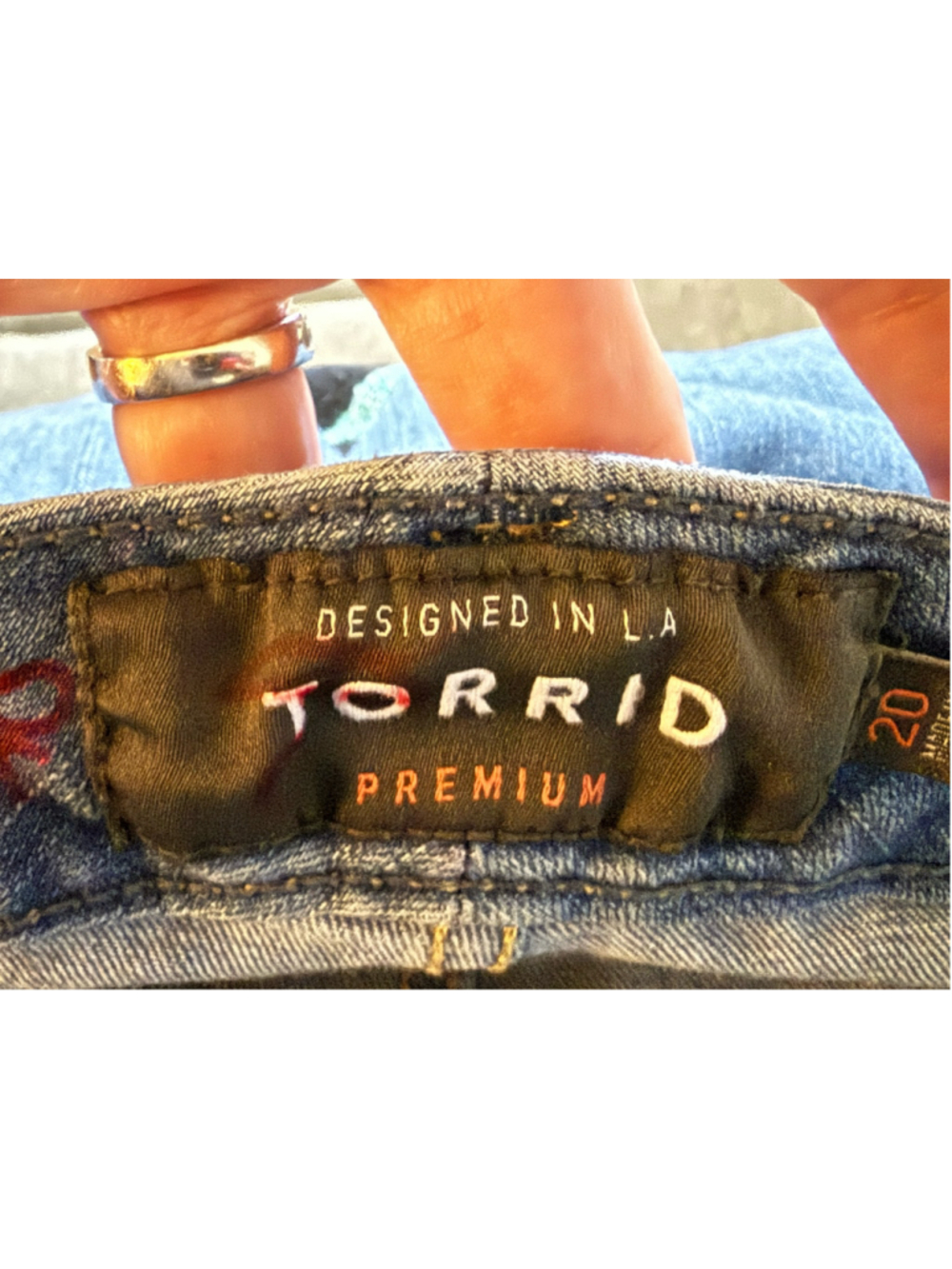 Torrid Bombshell Skinny Jeans High Rise Stretch Frayed Raw Hem Denim Plus 20 - Picture 11 of 14